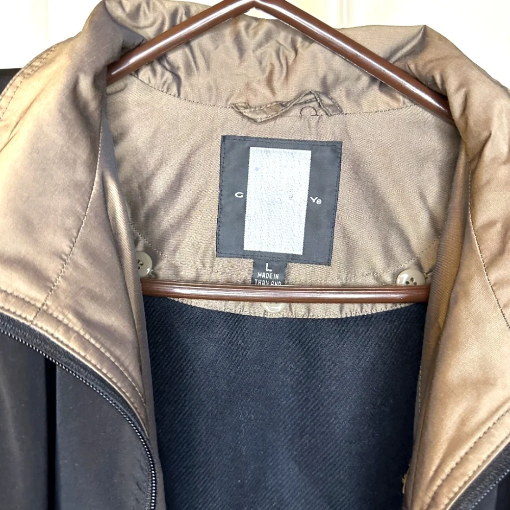 Jacket - Picture 2 of 3